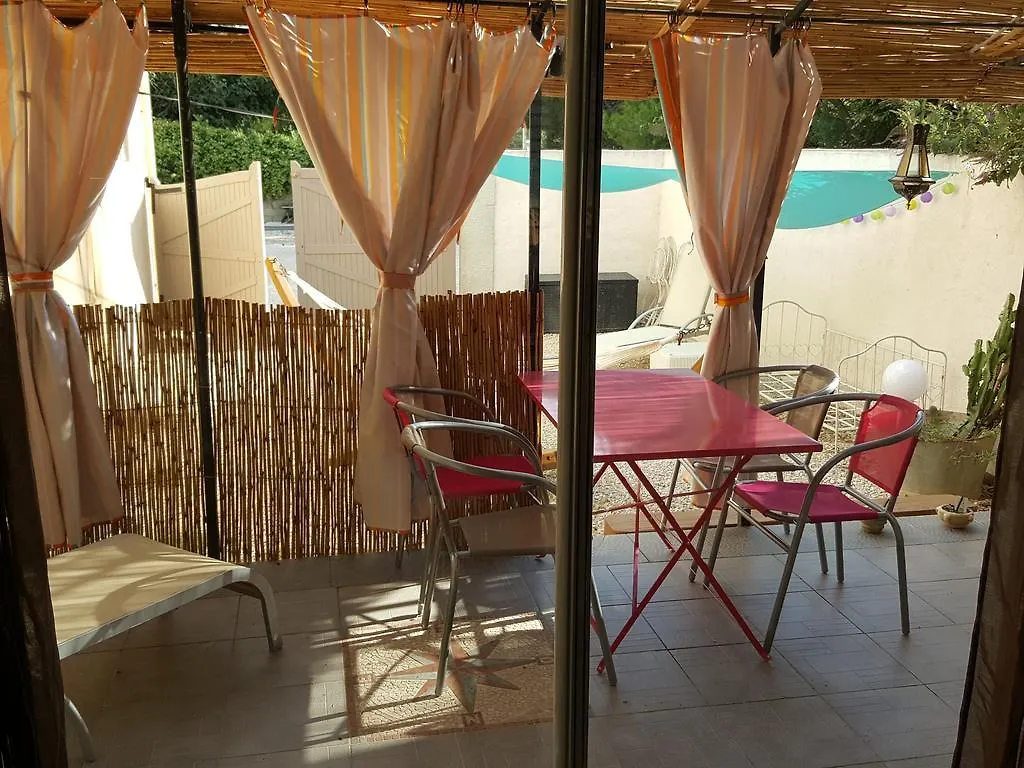 Elsabio Holiday home Arles